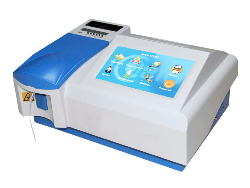 Analizador semi automático de química clínica